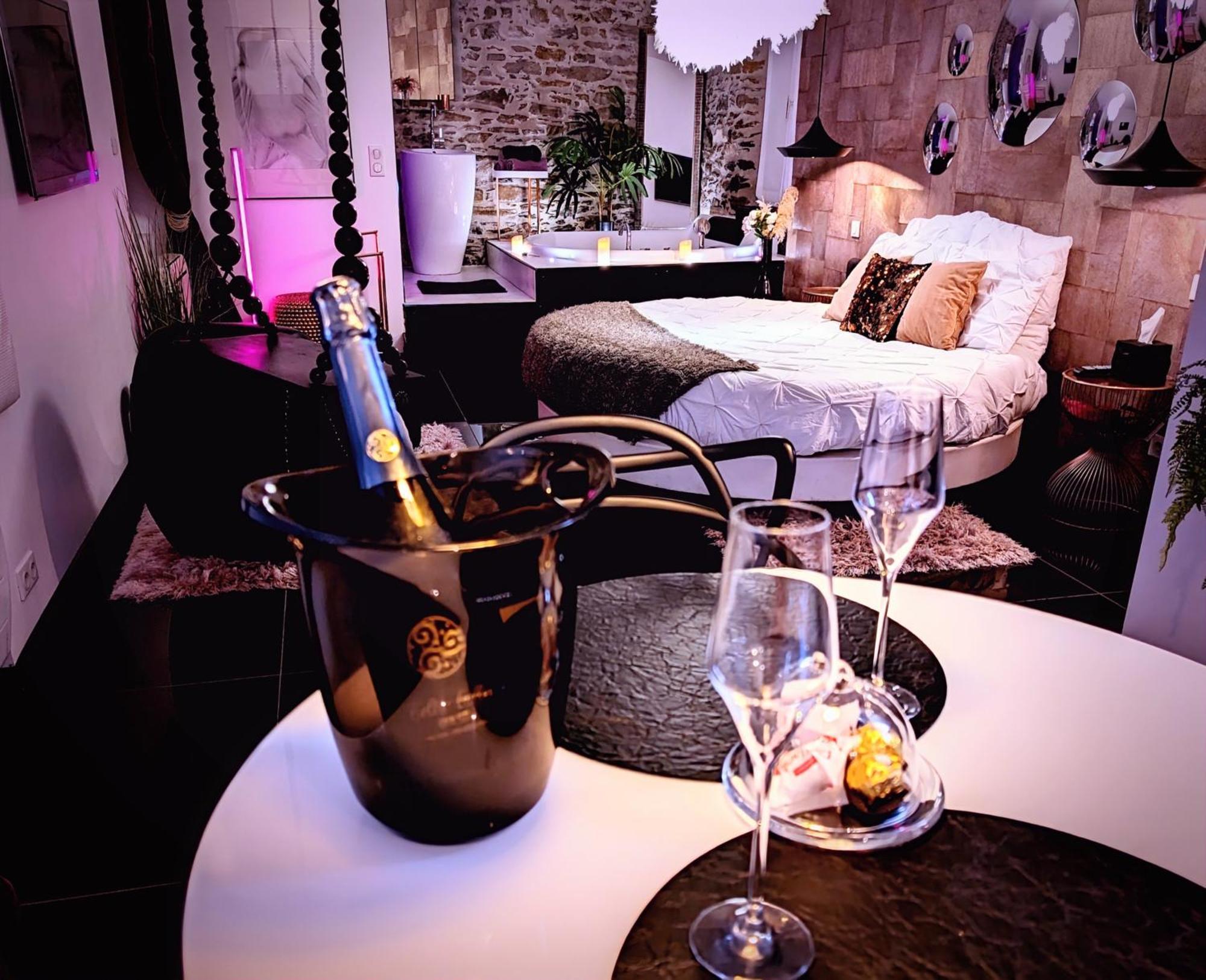 Le Lovt - Love Room Nantes Exterior photo
